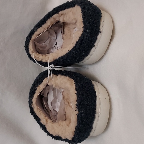 S + R Dino Kids Slippers - Picture 3 of 11